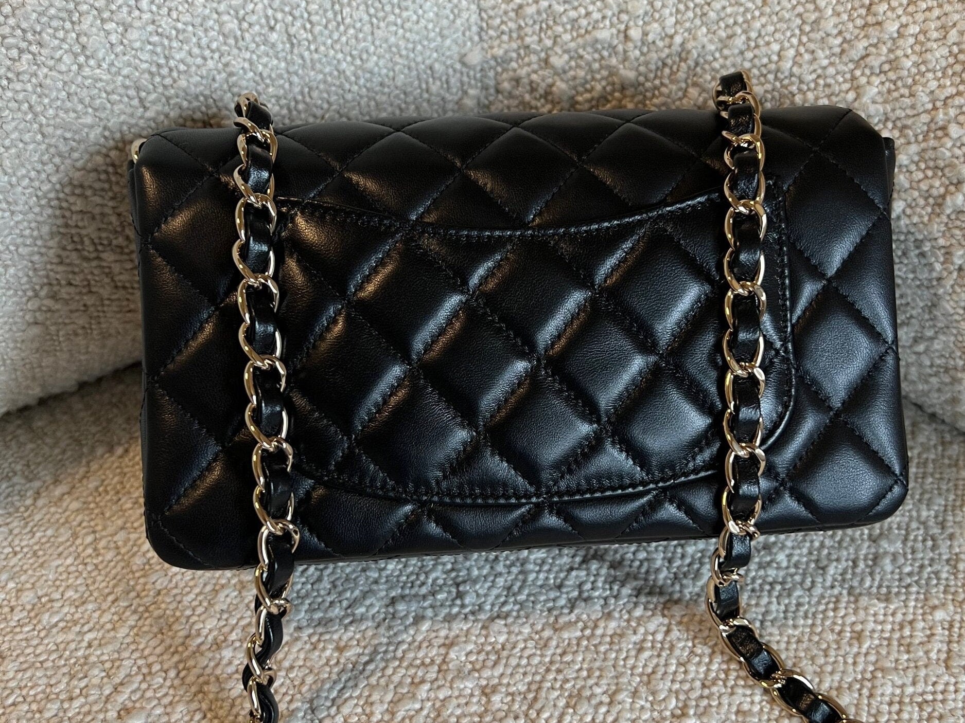 CHANEL Handbag Chanel Black Mini Rectangular Lambskin Quilted Flap LGHW -Knockoff
