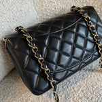 CHANEL Handbag Chanel Black Mini Rectangular Lambskin Quilted Flap LGHW -Knockoff
