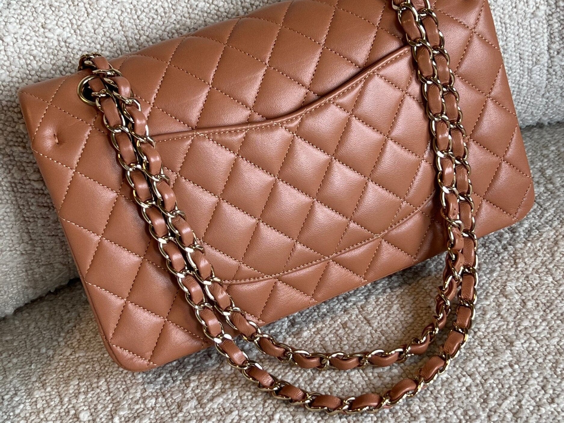 CHANEL Handbag Chanel Caramel Lambskin Quilted Classic Flap Medium LGHW -Knockoff
