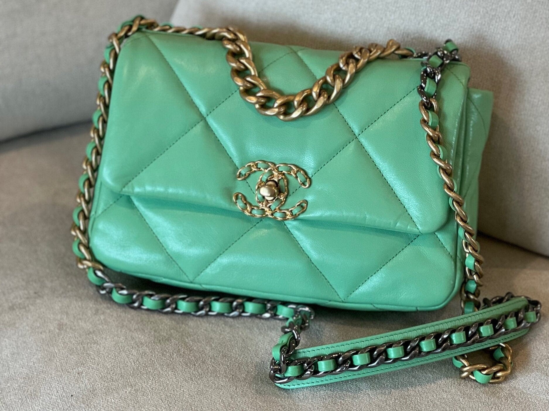 CHANEL Handbag Chanel Green Goatskin Quilted Small 19 Flap MHW -Knockoff
