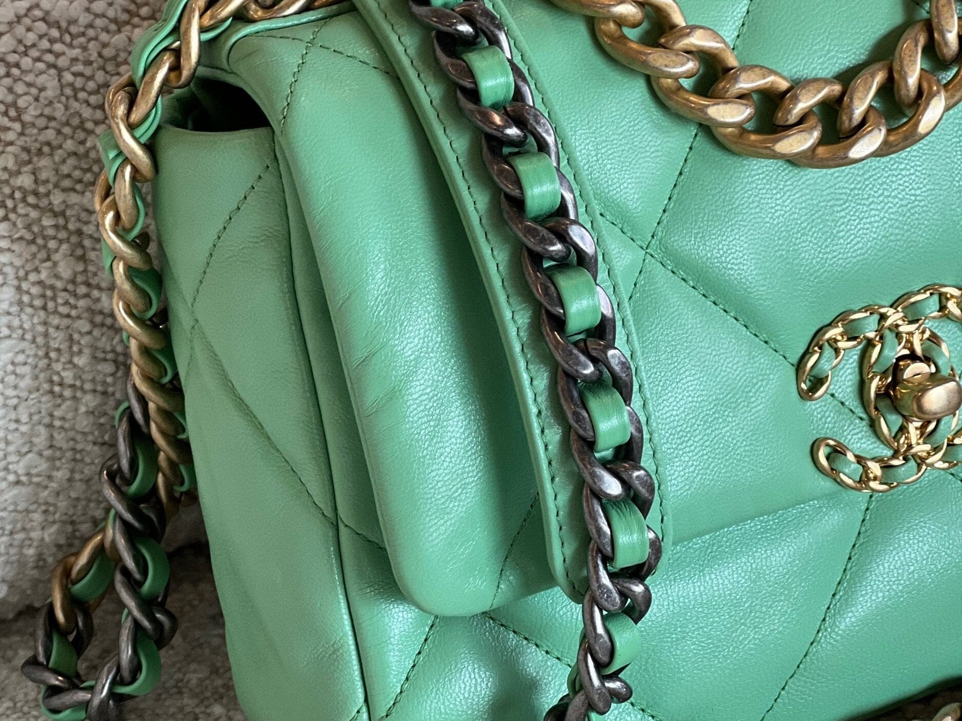 CHANEL Handbag Chanel Green Goatskin Quilted Small 19 Flap MHW -Knockoff
