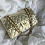 CHANEL Handbag Chanel Metallic Gold Lambskin Quilted Classic Flap Medium AGHW -Knockoff
