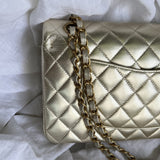 CHANEL Handbag Chanel Metallic Gold Lambskin Quilted Classic Flap Medium AGHW -Knockoff
