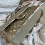 CHANEL Handbag Chanel Metallic Gold Lambskin Quilted Classic Flap Medium AGHW -Knockoff
