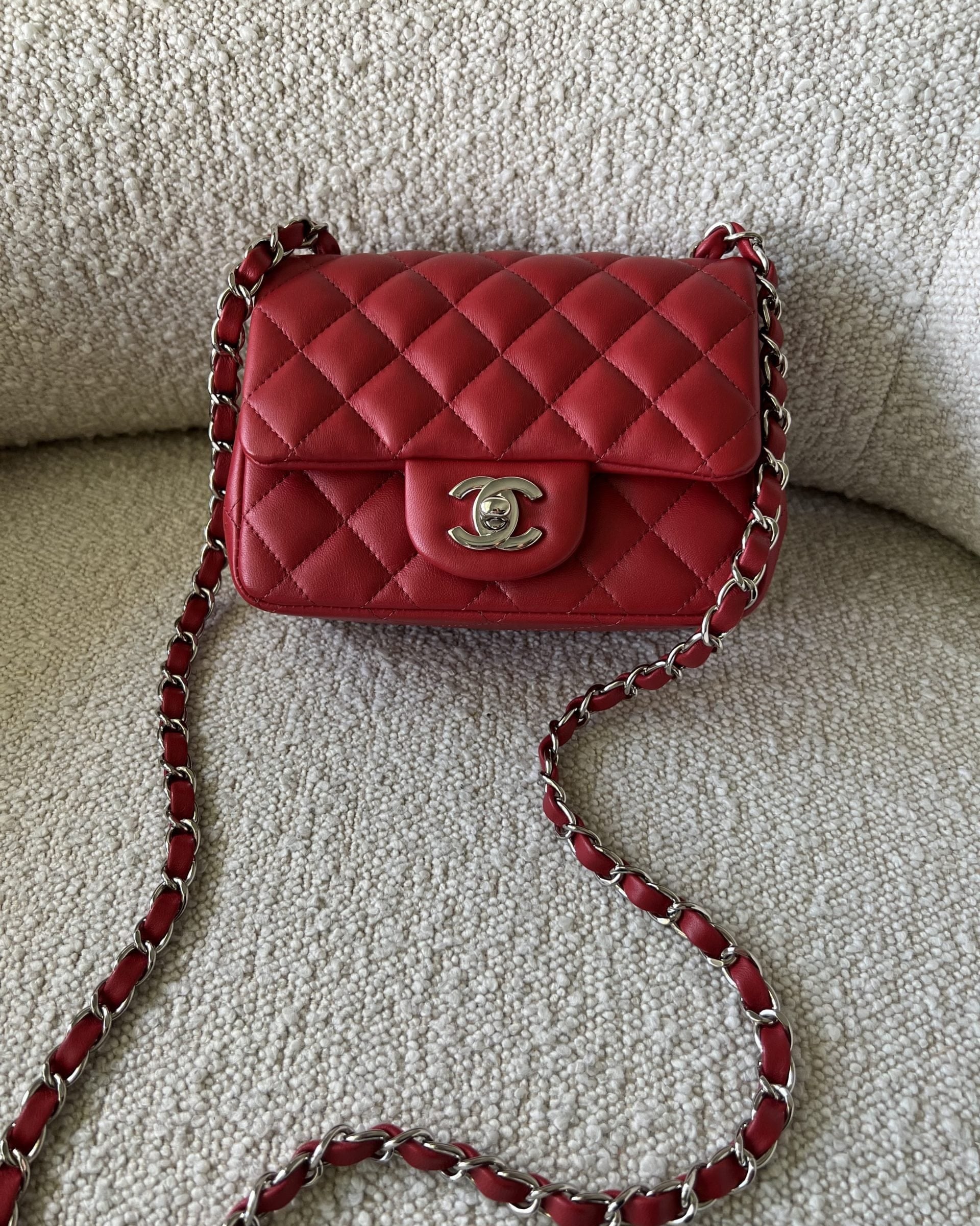 CHANEL Handbag Chanel Red Mini Square Lambskin Quilted Flap SHW -Knockoff
