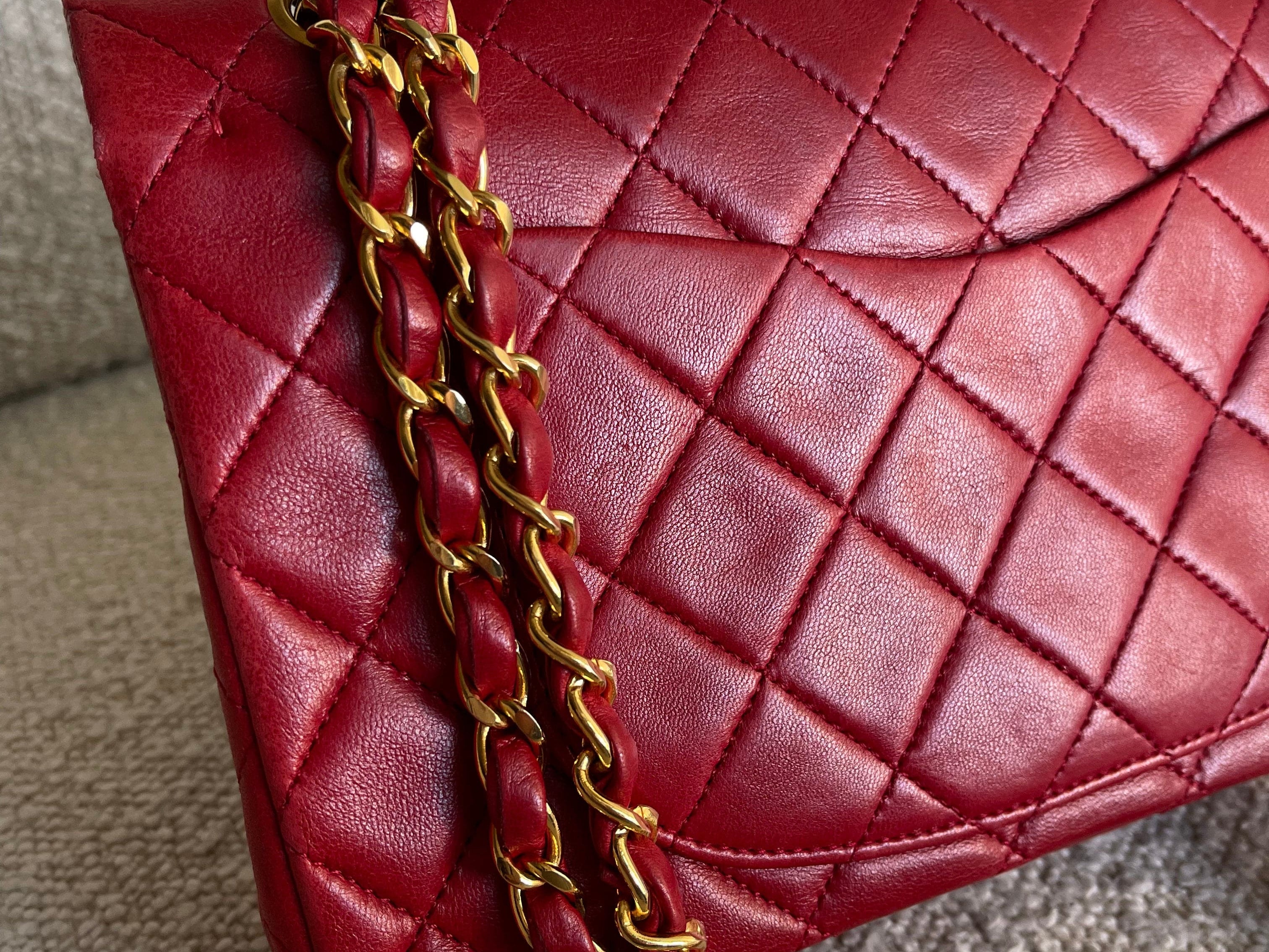 CHANEL Handbag Chanel Small Vintage Red Lambskin Quilted Classic Flap GHW -Knockoff
