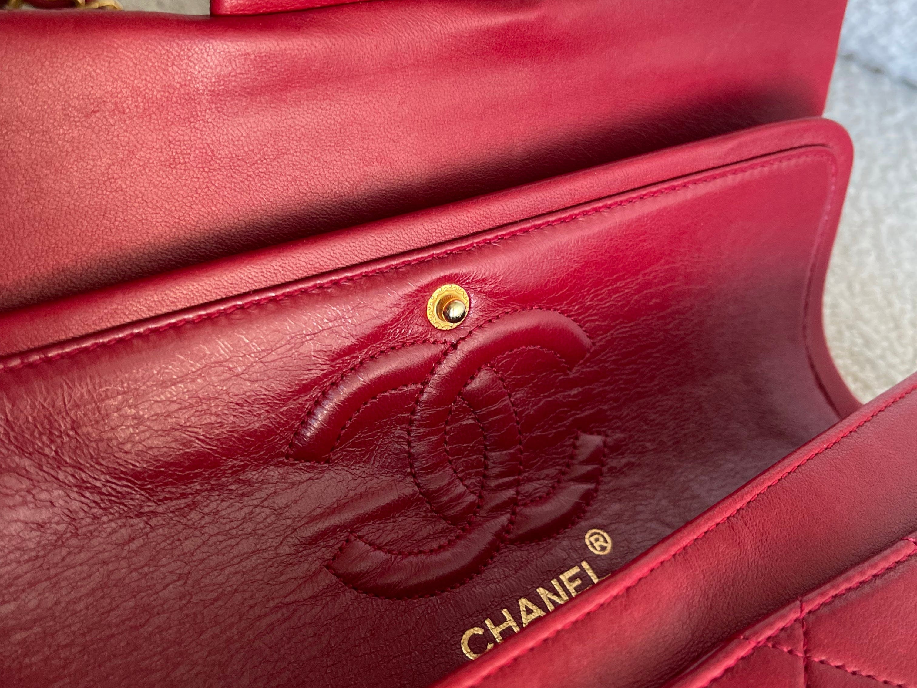 CHANEL Handbag Chanel Small Vintage Red Lambskin Quilted Classic Flap GHW -Knockoff
