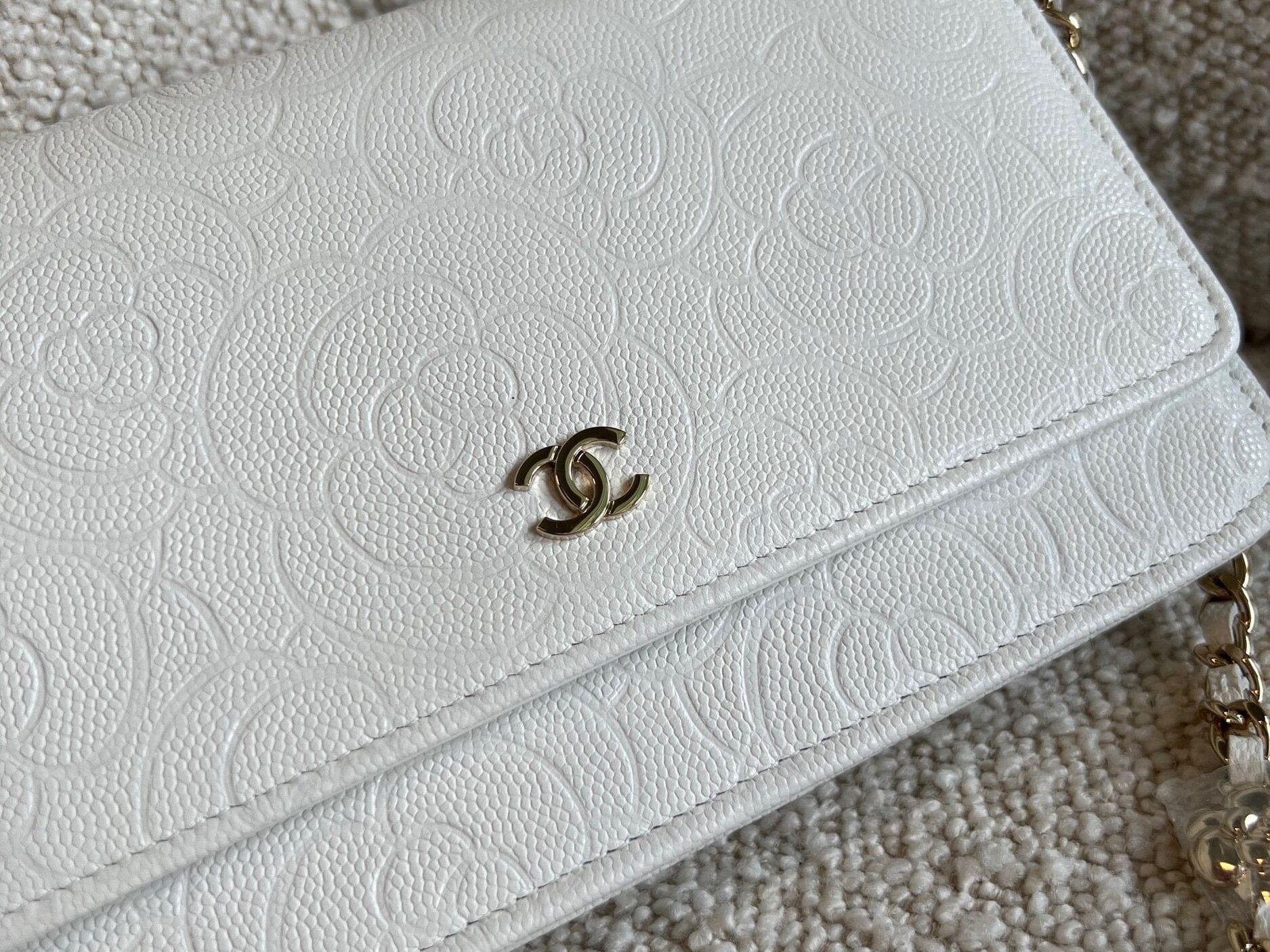 CHANEL Handbag Chanel White Caviar Quilted Camellia Wallet on Chain LGHW (WOC) -Knockoff
