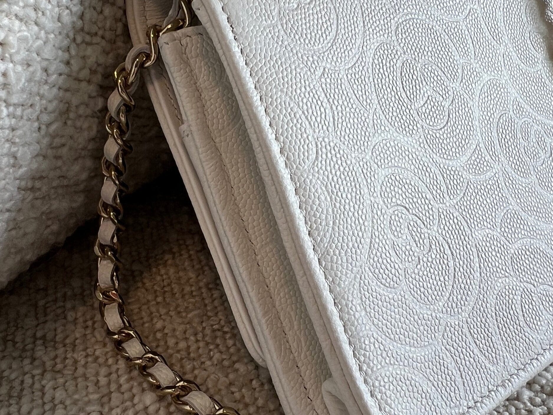 CHANEL Handbag Chanel White Caviar Quilted Camellia Wallet on Chain LGHW (WOC) -Knockoff
