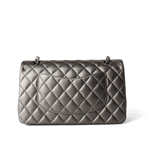 CHANEL Handbag Classic flap / Grey 21B Metallic Ruthenium Lambskin Quilted Classic Flap Medium Ruthenium Hardware -Knockoff
