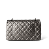 CHANEL Handbag Classic flap / Grey 21B Metallic Ruthenium Lambskin Quilted Classic Flap Medium Ruthenium Hardware -Knockoff
