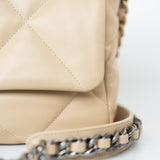 CHANEL Handbag Cream 22S Beige Lambskin Quilted Small 19 Flap Mixed Hardware -Knockoff
