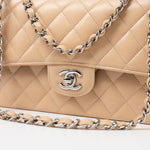 CHANEL Handbag Cream Beige Clair Caviar Quilted Classic Flap Medium Silver Hardware -Knockoff
