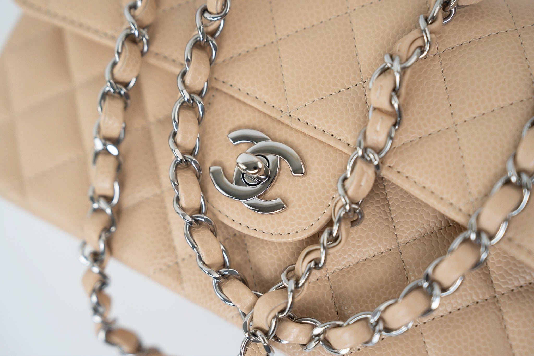 CHANEL Handbag Cream Beige Clair Caviar Quilted Classic Flap Small Silver Hardware -Knockoff
