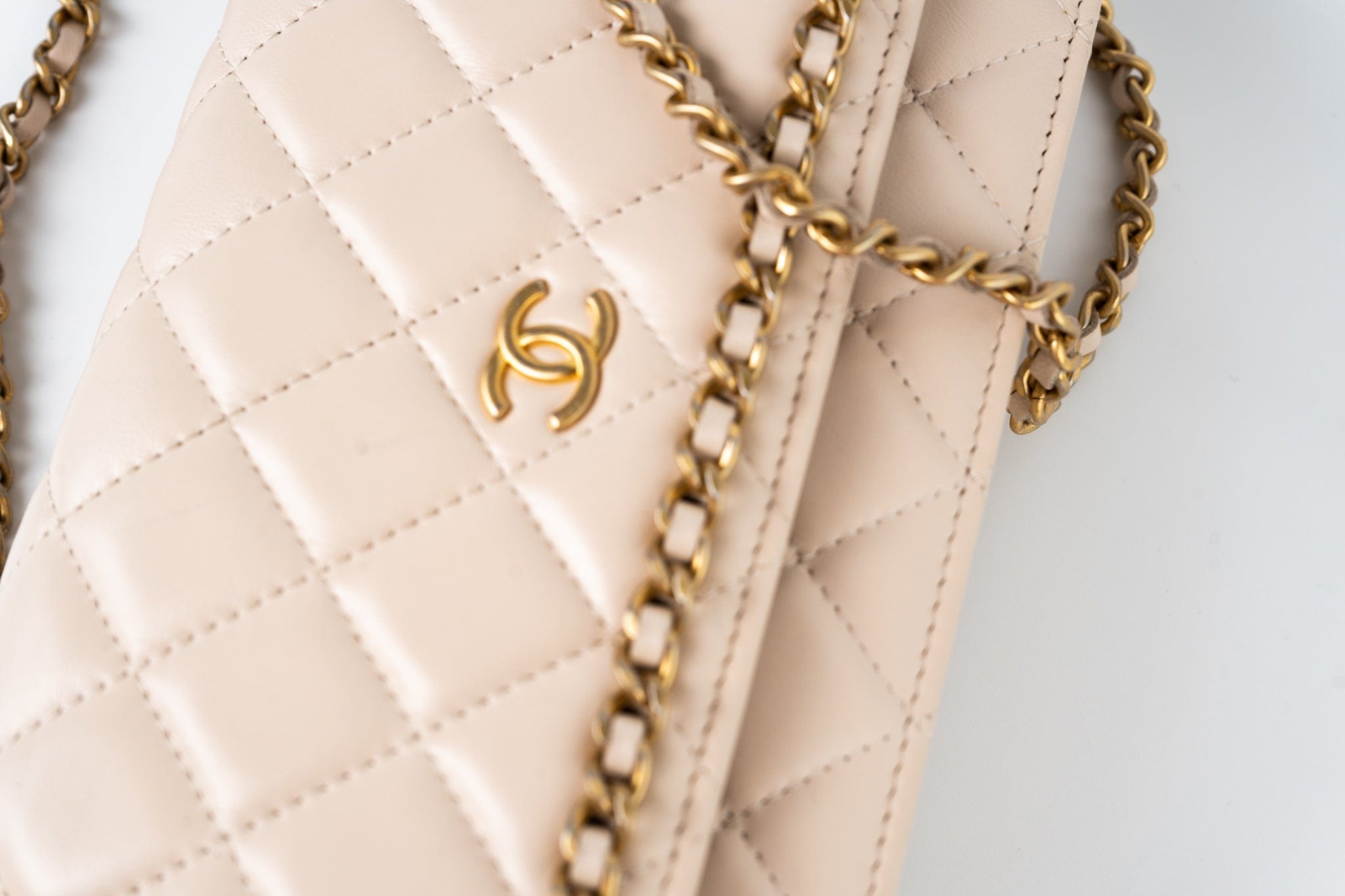 CHANEL Handbag Cream Nude/ Ecru Lambskin Quilted Chain Around Wallet On Chain WOC Aged Gold Hardware -Knockoff
