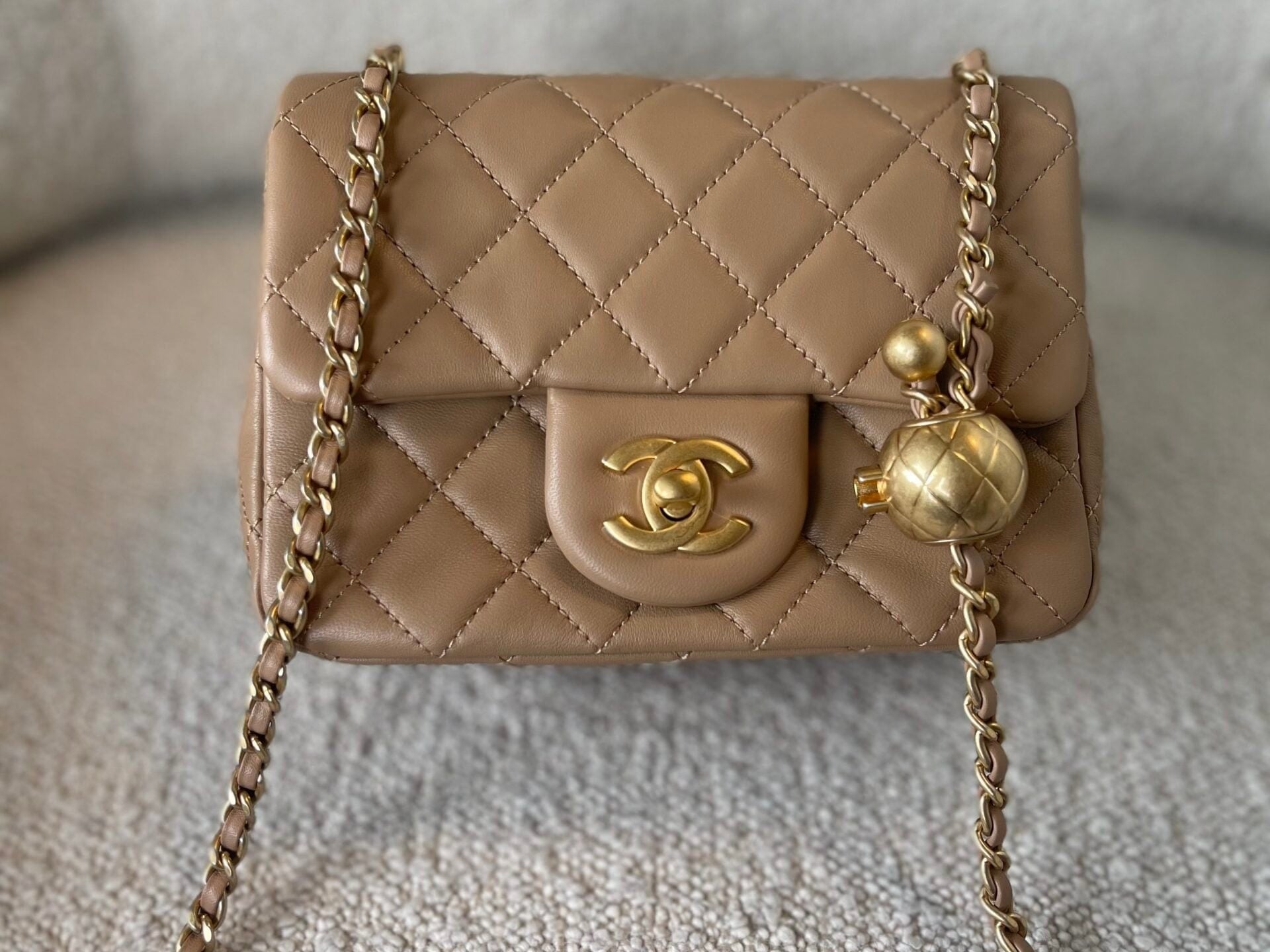 CHANEL Handbag Dark Beige Lambskin Quilted Pearl Crush Mini Aged Hardware -Knockoff
