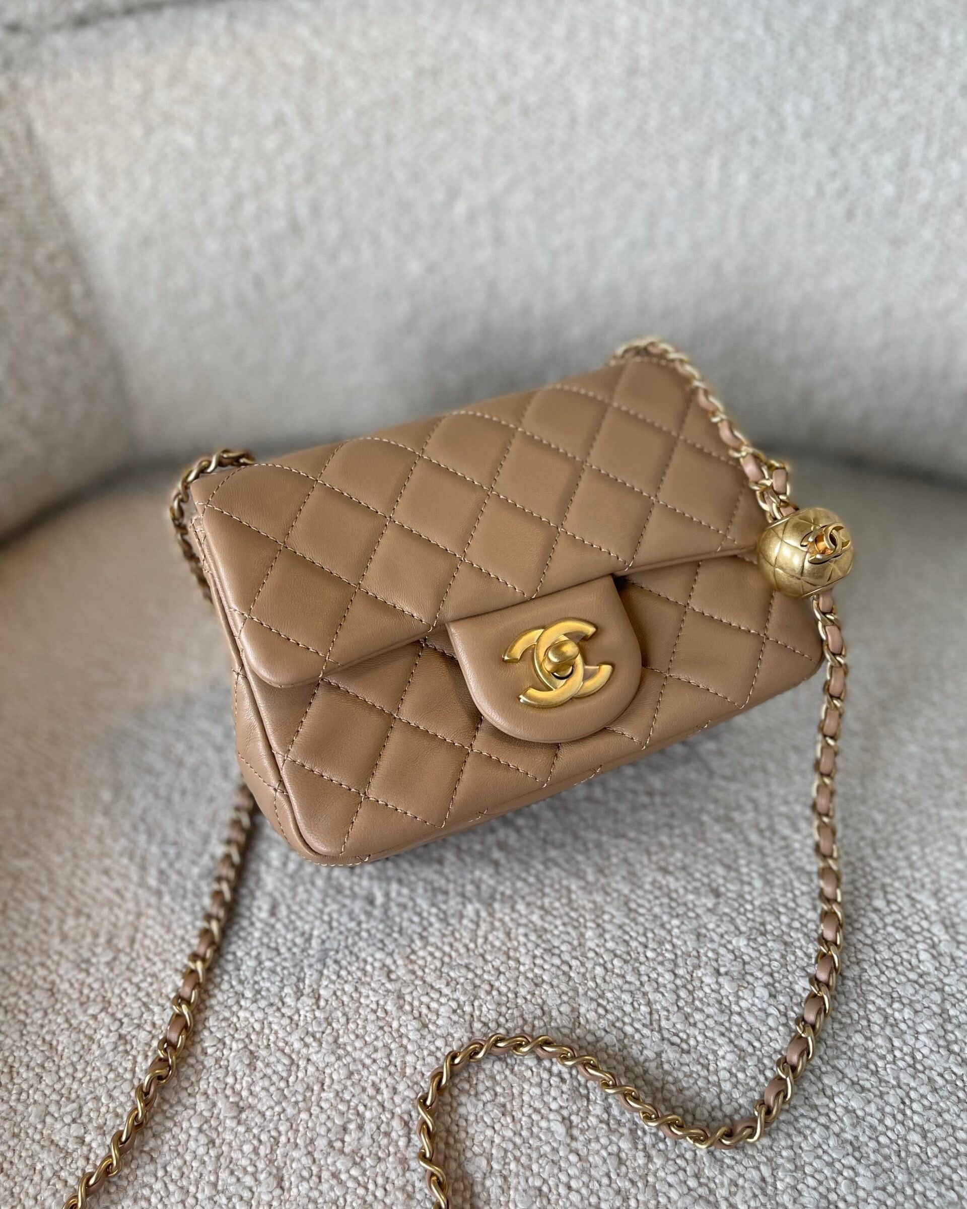 CHANEL Handbag Dark Beige Lambskin Quilted Pearl Crush Mini Aged Hardware -Knockoff
