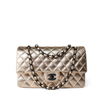 CHANEL Handbag Gold / Classic Flap Gold Metallic Lambskin Quilted Classic Flap Medium Gold / Black -Knockoff
