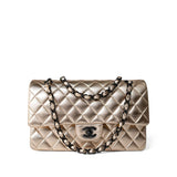 CHANEL Handbag Gold / Classic Flap Gold Metallic Lambskin Quilted Classic Flap Medium Gold / Black -Knockoff
