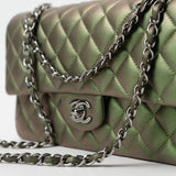 CHANEL Handbag Green 17S Green Iridescent Lambskin Quilted Classic Flap Medium RHW -Knockoff
