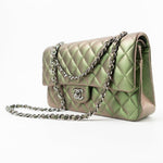 CHANEL Handbag Green 17S Green Iridescent Lambskin Quilted Classic Flap Medium RHW -Knockoff
