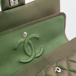 CHANEL Handbag Green 17S Green Iridescent Lambskin Quilted Classic Flap Medium RHW -Knockoff
