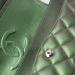 CHANEL Handbag Green 17S Green Iridescent Lambskin Quilted Classic Flap Medium RHW -Knockoff
