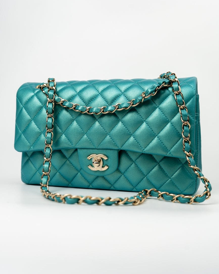 CHANEL Handbag Green 21S Iridescent Green Lambskin Quilted Classic Flap Medium LGHW -Knockoff
