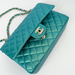 CHANEL Handbag Green 21S Iridescent Green Lambskin Quilted Classic Flap Medium LGHW -Knockoff
