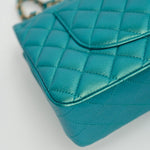 CHANEL Handbag Green 21S Iridescent Green Lambskin Quilted Classic Flap Medium LGHW -Knockoff
