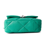 CHANEL Handbag Green 23P Green Lambskin Quilted 19 Flap Small Mixed / Reverse Hardware -Knockoff
