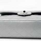 CHANEL Handbag Grey 23P Metallic Silver Lambskin Quilted Classic Flap Medium SHW Edge Stitching -Knockoff
