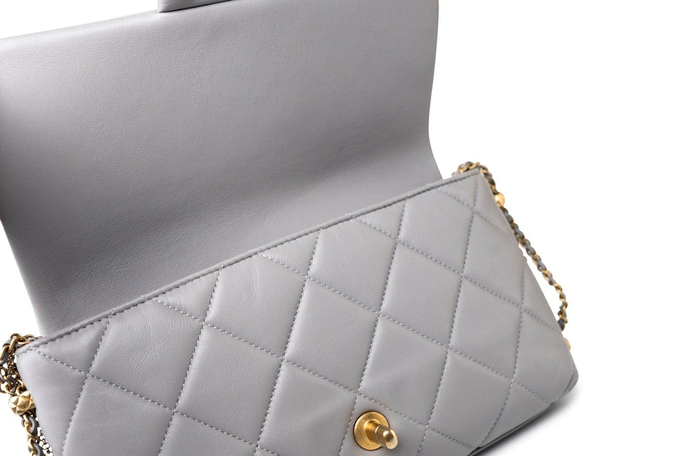 CHANEL Handbag Grey Grey Lambskin Quilted Crush on Chains Single Flap Bag Antique Gold Hardware -Knockoff
