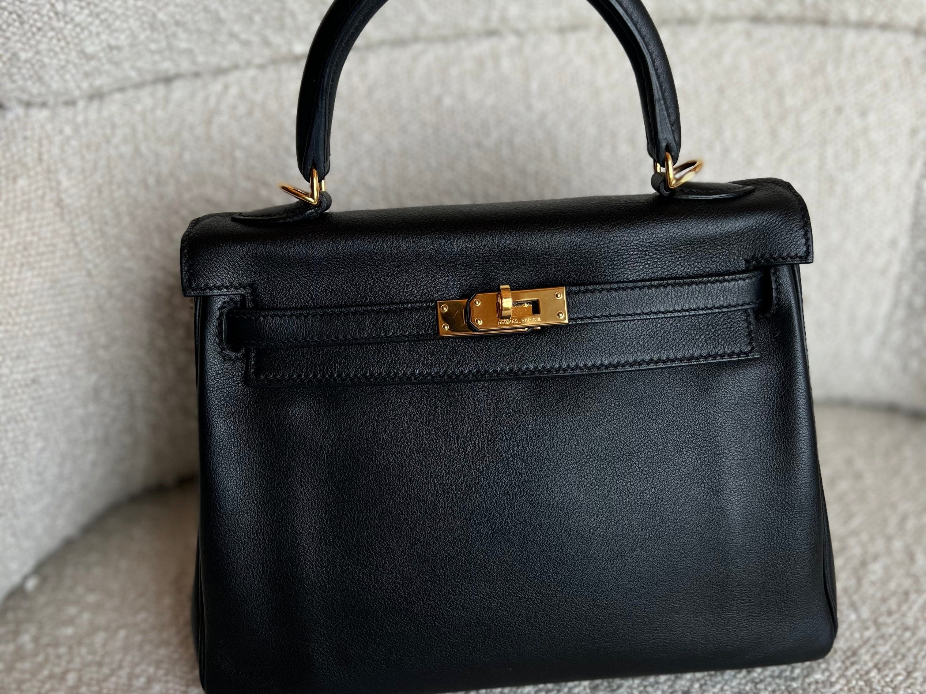 CHANEL Handbag Hermes Kelly 25 Black GHW -Knockoff
