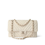 CHANEL Handbag Ivory / Classic flap 18C Ivory Chevron Lambskin Medium Classic Flap Light Gold Hardware -Knockoff
