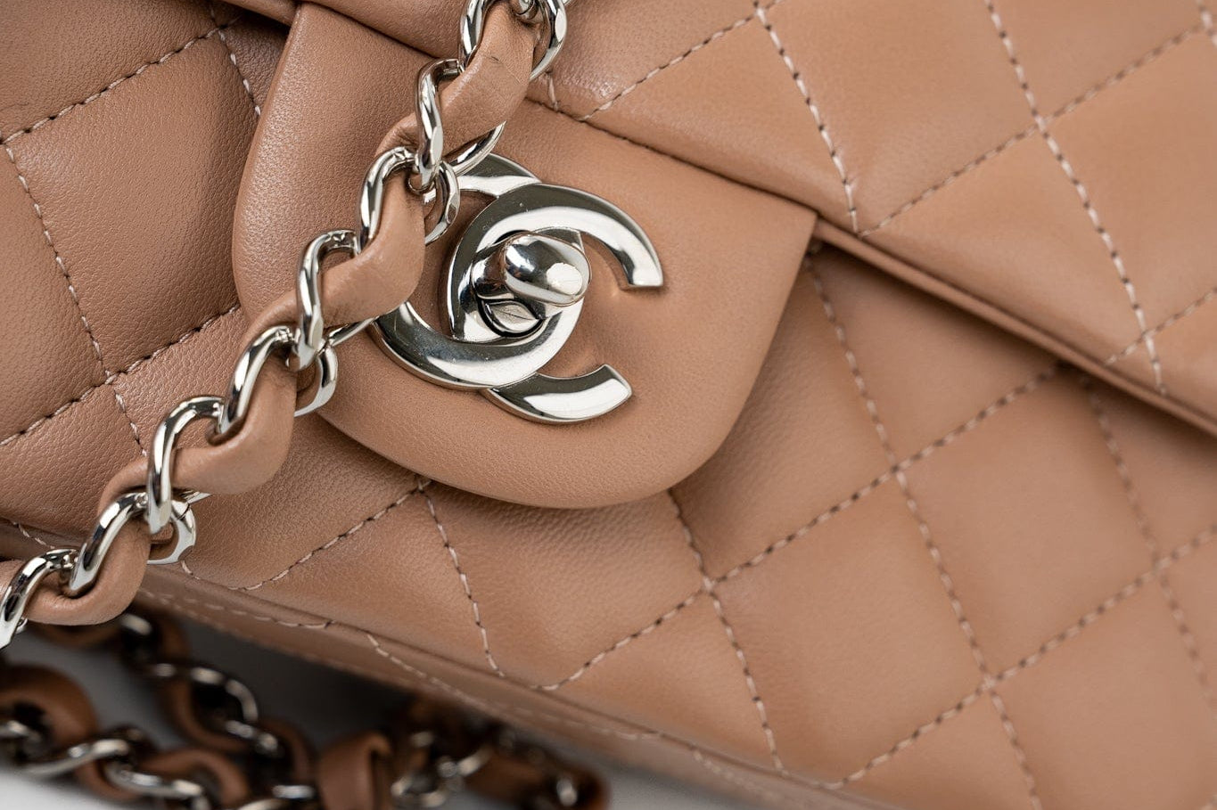 CHANEL Handbag Light Caramel Lambskin Quilted Mini Rectangular Flap Silver Hardware -Knockoff
