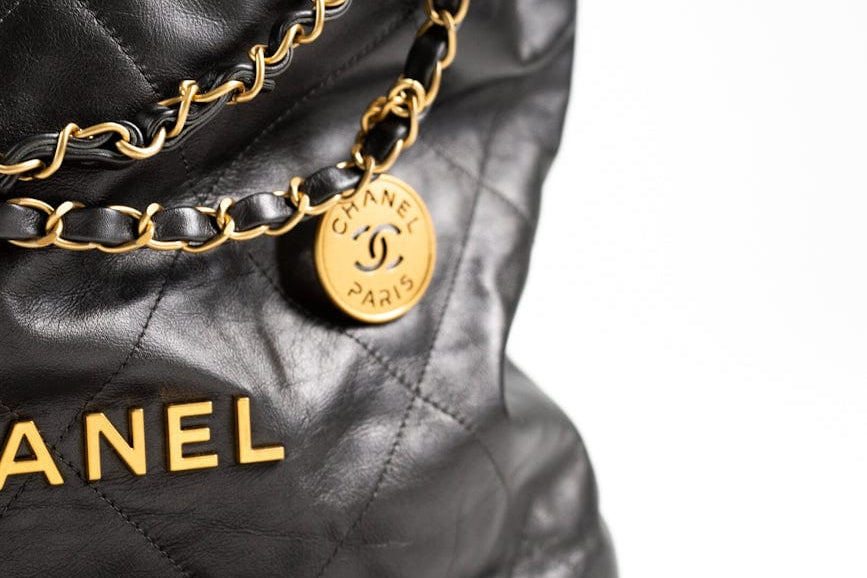 CHANEL Handbag Metallic Charcoal Calfskin Quilted  22 Bag Medium Aged Gold Hardware -Knockoff
