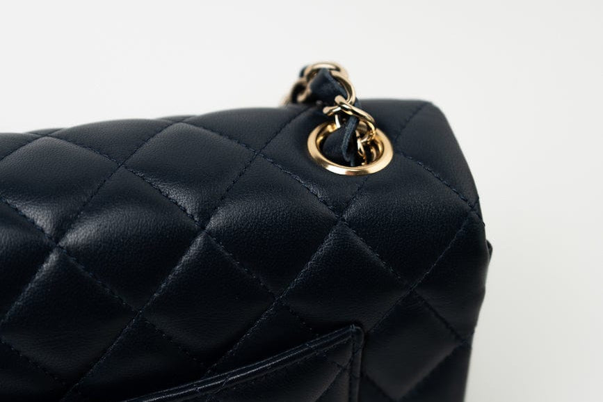 CHANEL Handbag Navy Blue Lambskin Quilted Mini Rectangular Flap Bag LGHW -Knockoff
