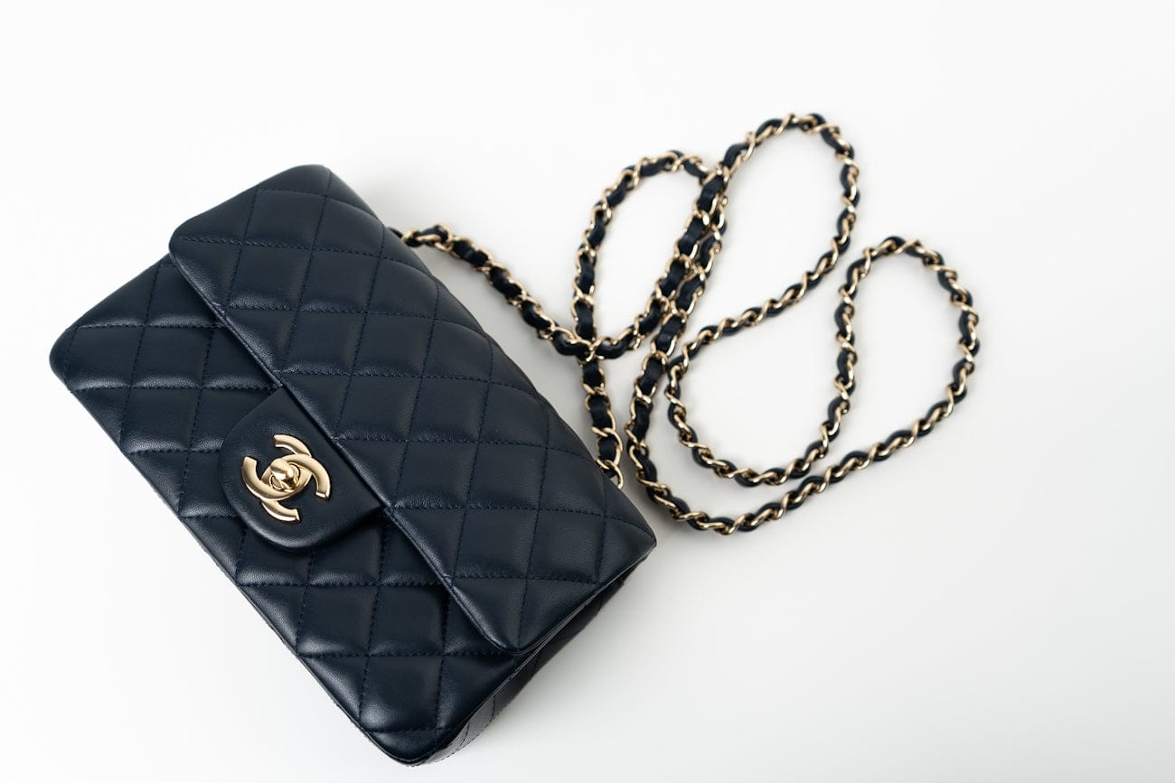 CHANEL Handbag Navy Blue Lambskin Quilted Mini Rectangular Flap Bag LGHW -Knockoff
