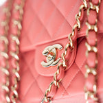 CHANEL Handbag Pink 18S Pink Caviar Medium Quilted Classic Double Flap Light Gold Hardware -Knockoff
