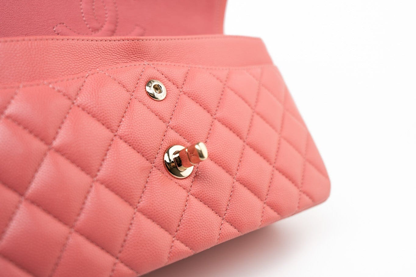 CHANEL Handbag Pink 18S Pink Caviar Quilted Classic Flap Small Light Gold Hardware -Knockoff
