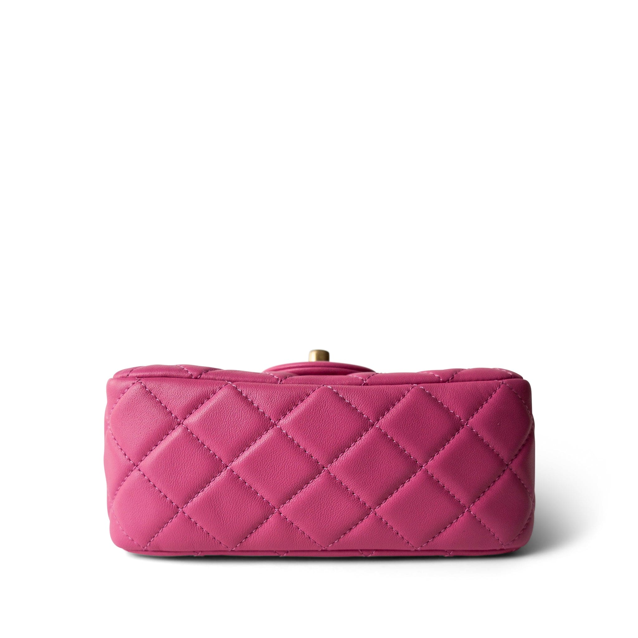 CHANEL Handbag Pink 20S Pink Lambskin Quilted Pearl Crush Mini Aged Gold Hardware -Knockoff
