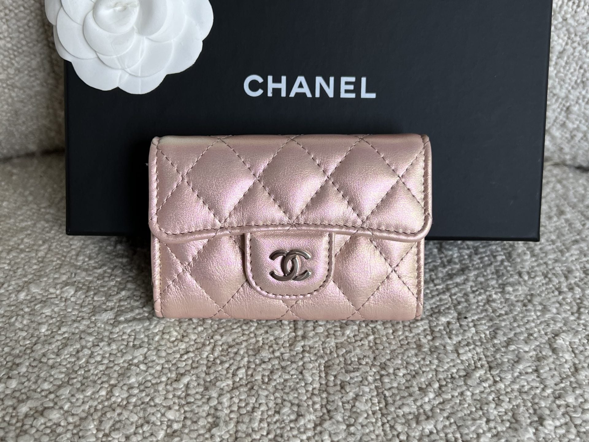 CHANEL Handbag Pink 21K Pink Iridescent Key Holder Wallet SHW -Knockoff
