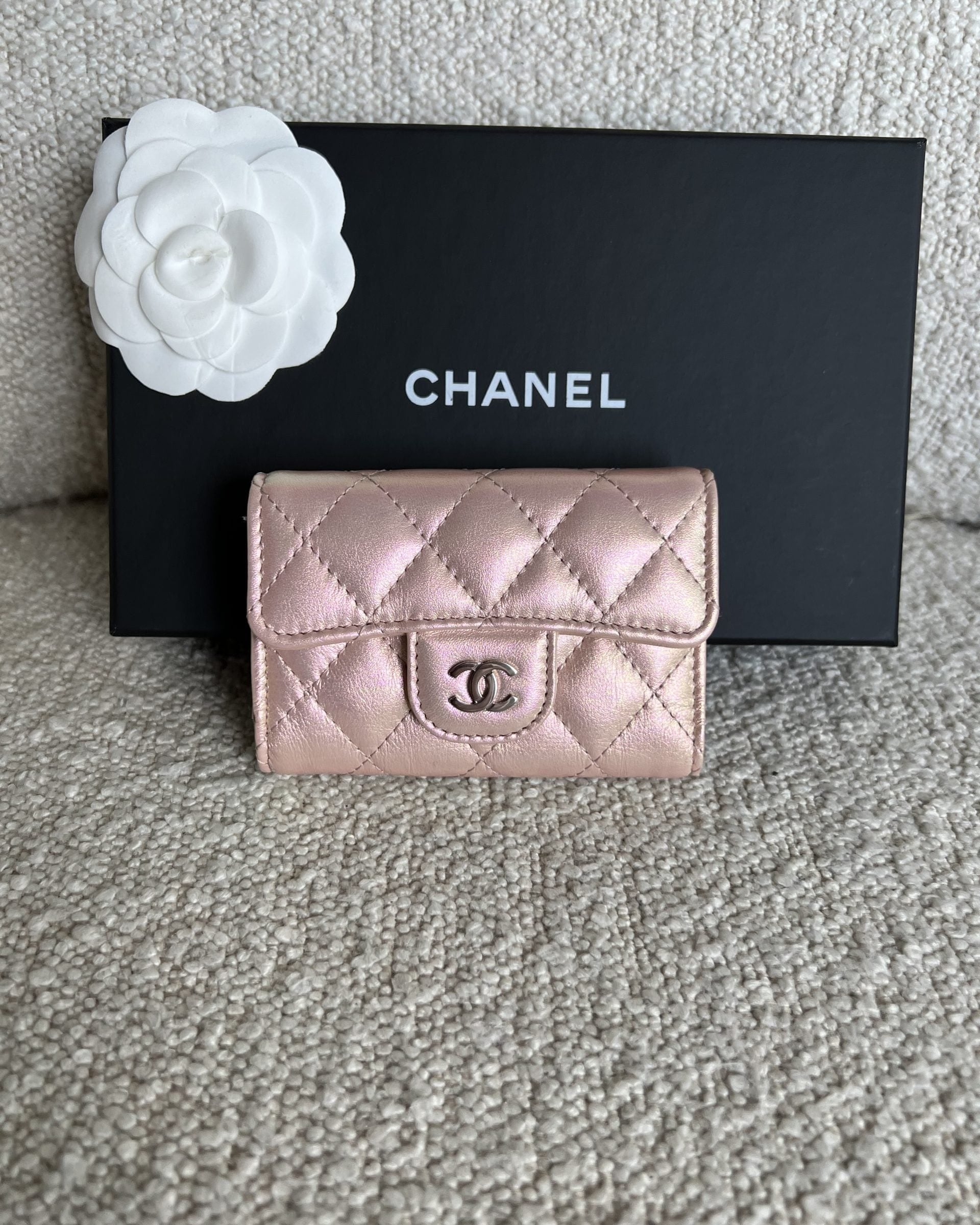 CHANEL Handbag Pink 21K Pink Iridescent Key Holder Wallet SHW -Knockoff
