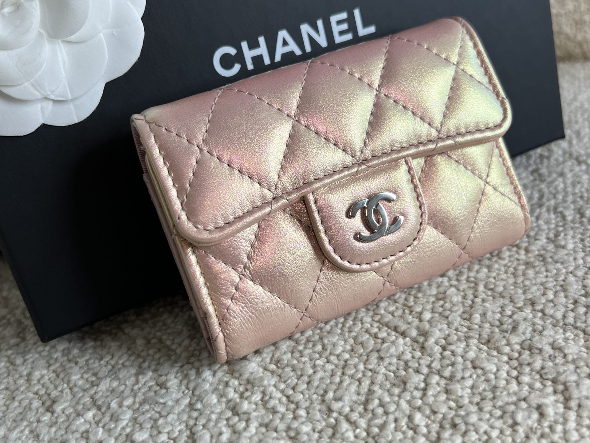 CHANEL Handbag Pink 21K Pink Iridescent Key Holder Wallet SHW -Knockoff
