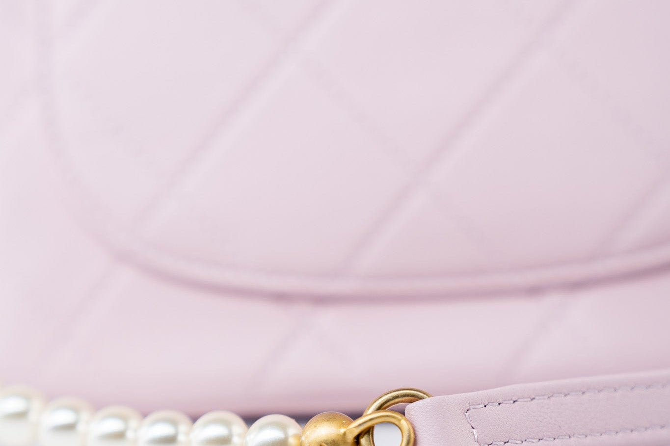 CHANEL Handbag Pink 21S Light Pink / Rose Clair Calfskin Quilted All About Pearls Small Hobo Bag -Knockoff
