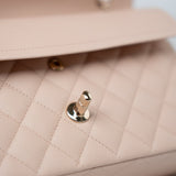 CHANEL Handbag Pink 22c Beige Caviar Quilted Classic Flap Light Gold Hardware -Knockoff
