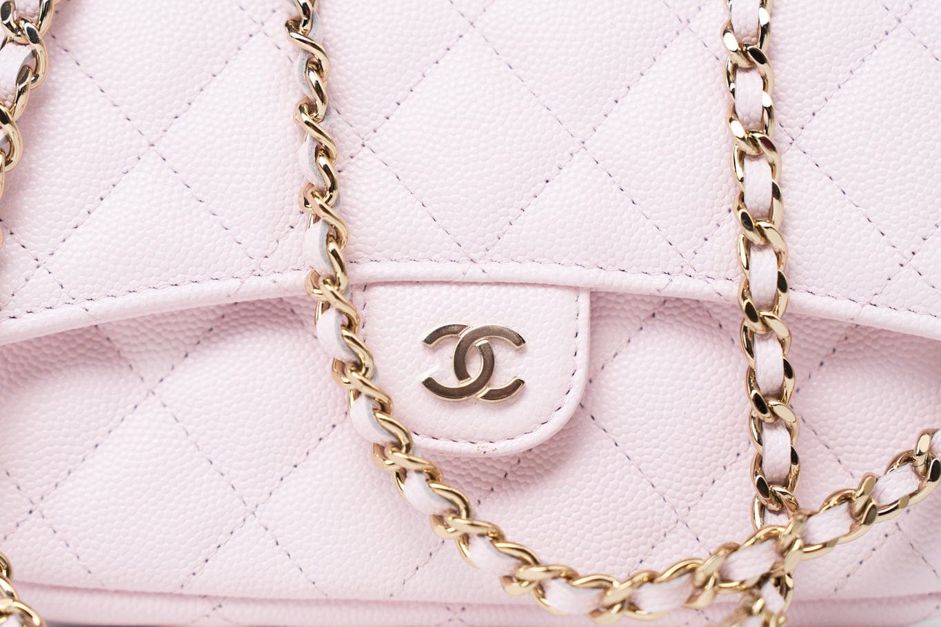 CHANEL Handbag Pink 22P Light Pink Caviar Quilted Flap Phone Holder with Classic Chain LGHW -Knockoff
