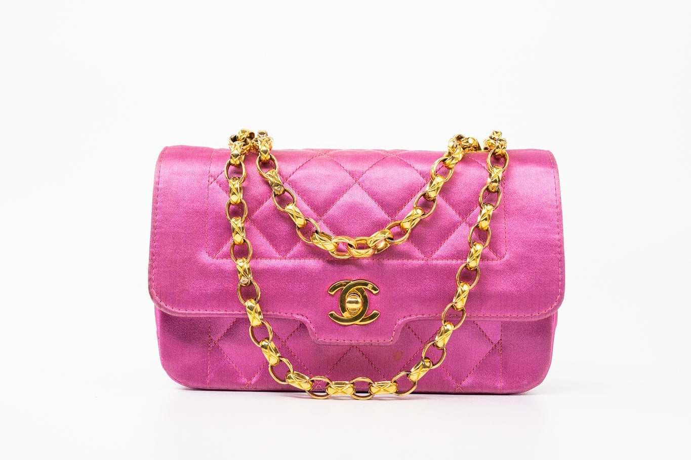 CHANEL Handbag Pink Satin Quilted Single Flap Mini Gold Hardware -Knockoff
