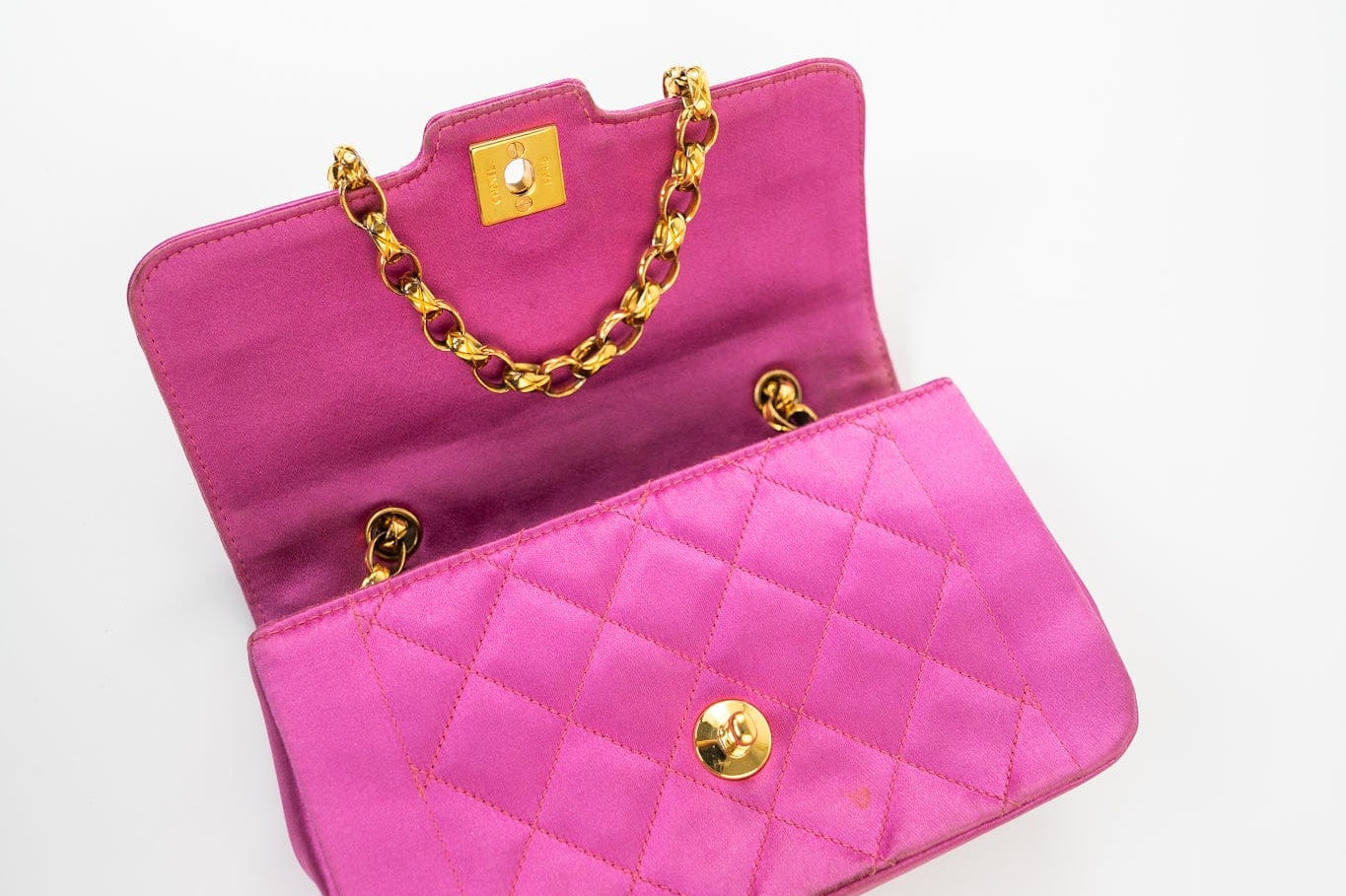 CHANEL Handbag Pink Satin Quilted Single Flap Mini Gold Hardware -Knockoff
